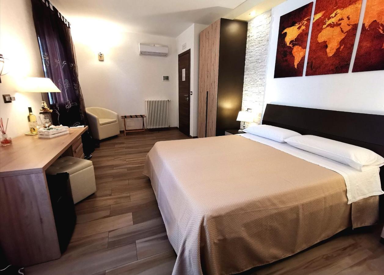 Sunset Bed And Breakfast 페스키치 외부 사진